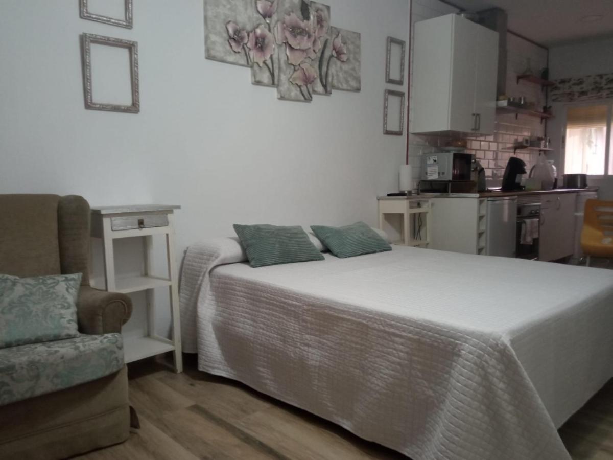 San Isidro Villa Miguelanez Buitenkant foto
